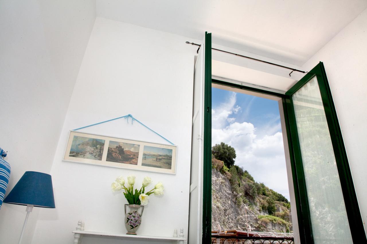 Brasca Amalfi Rosa Canina Minori Buitenkant foto